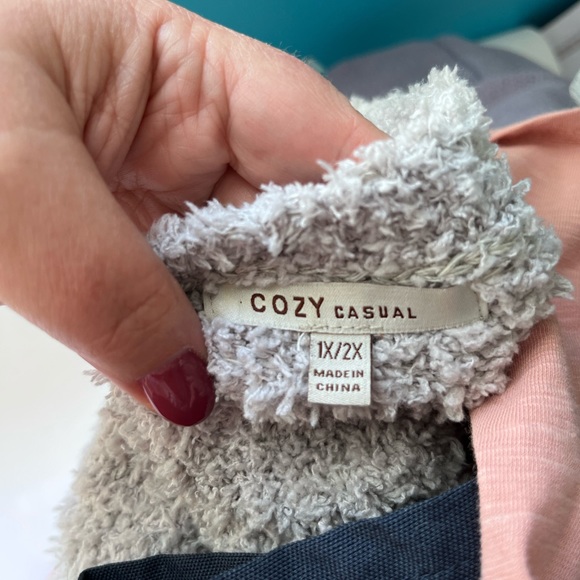 Cozy Casual “Love” Sweater - Picture 2 of 2